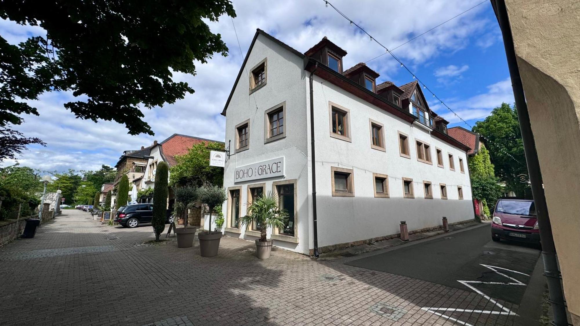 Design Apartment Im Alten Schloss Deidesheim Esterno foto