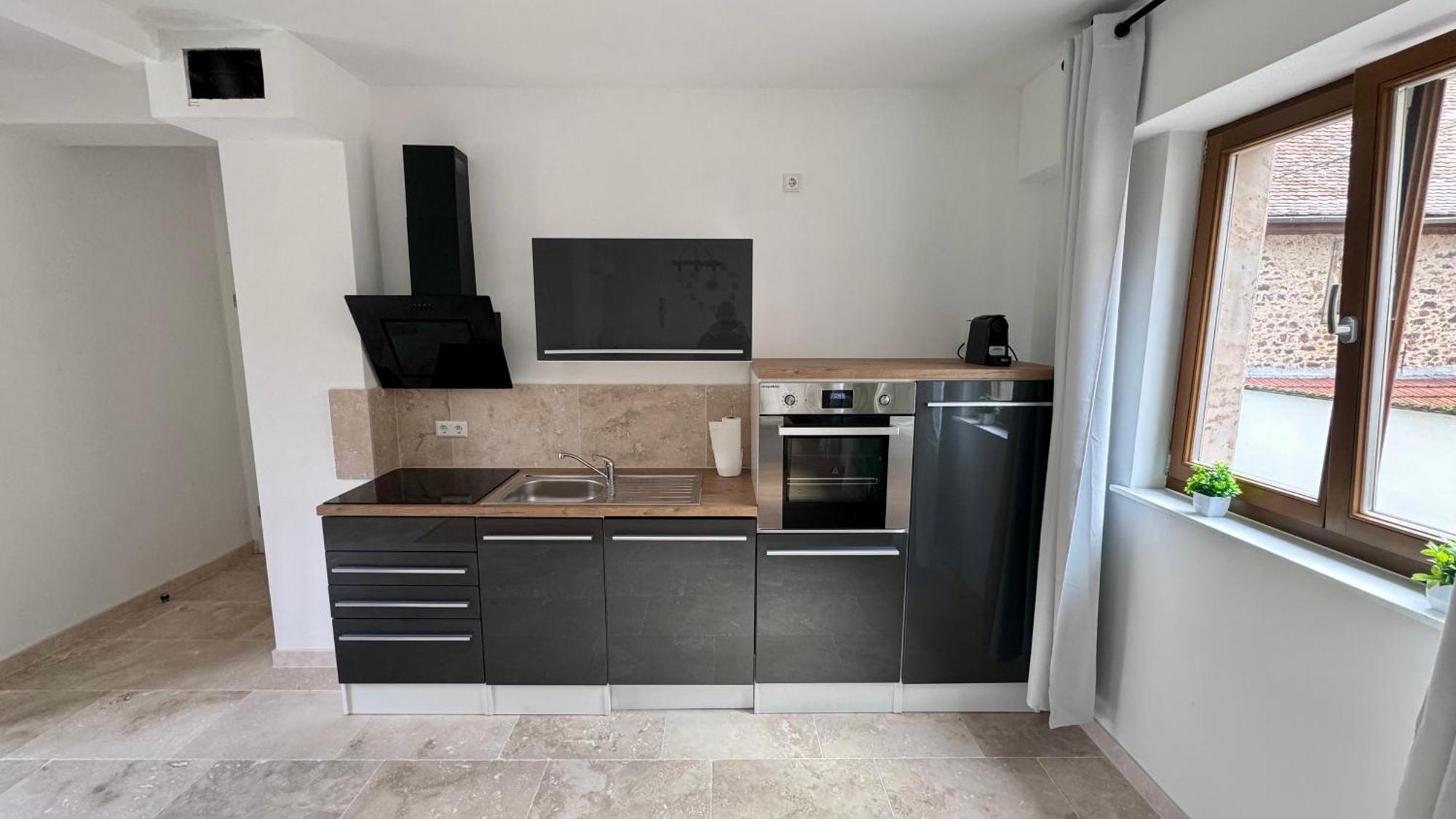 Design Apartment Im Alten Schloss Deidesheim Esterno foto